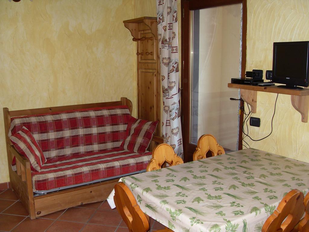 Residence Les Myosotis シャンポルク エクステリア 写真